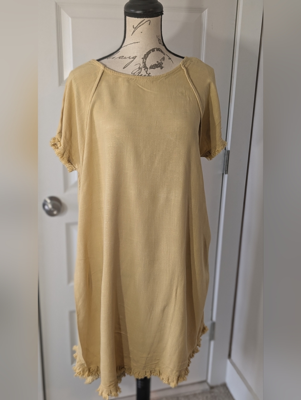 Umgee Yellow Fringe Hem Short Sleeve Tunic Dress Size L